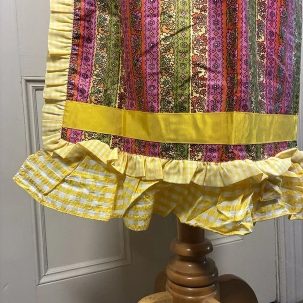 Vintage Hostess Apron Susan Bee Midi Length Unused Rare Retro Ruffle Pockets